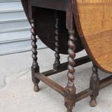 oval folding table