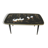 Vintage coffee table with heron décor
