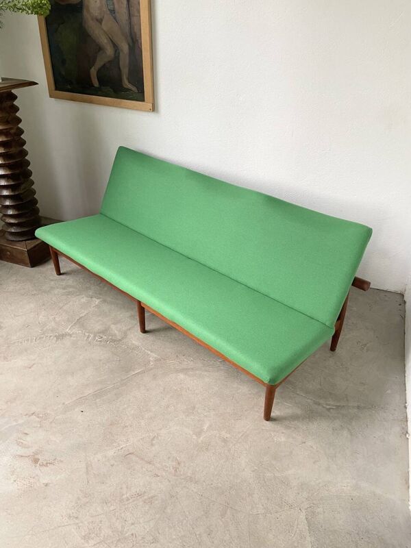 Banquette trois place Finn Juhl modèle « Japan » France & Son