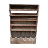 Former wood furniture in compartmentalized wood