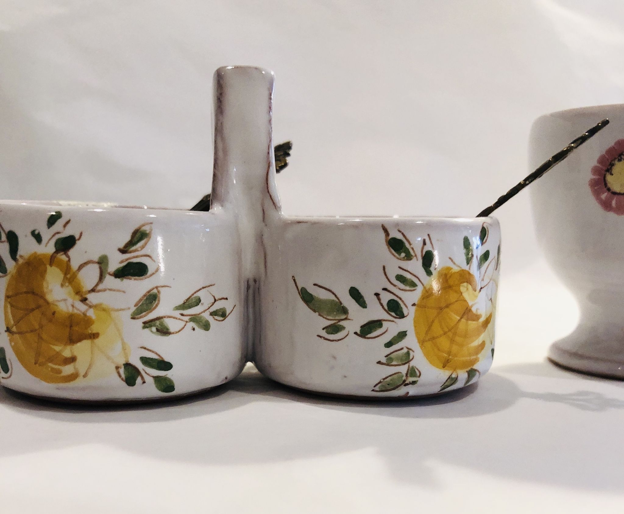 Mustard pots Moustiers