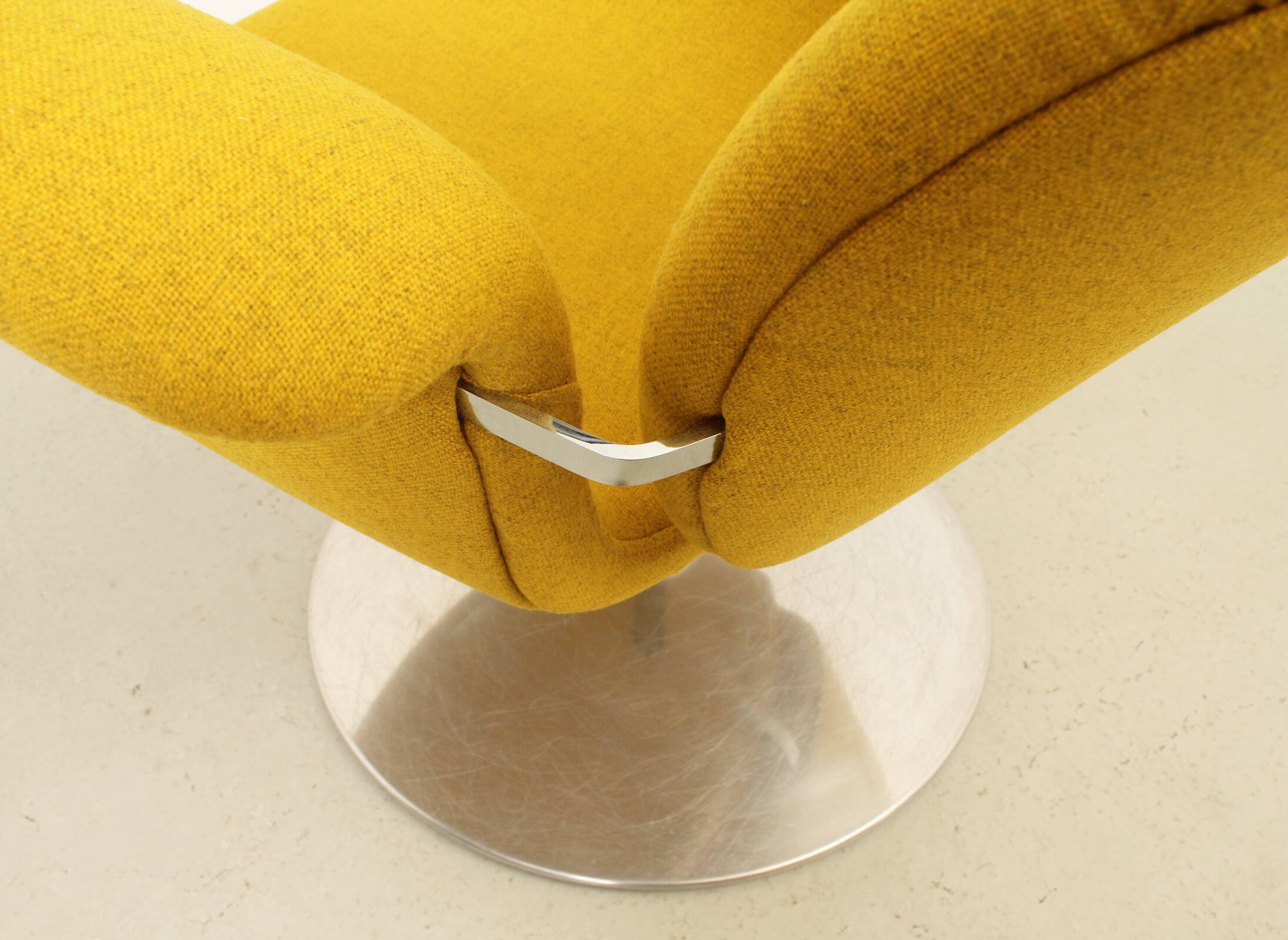Fauteuil et pouf Big Tulip par Pierre Paulin pour Artifort