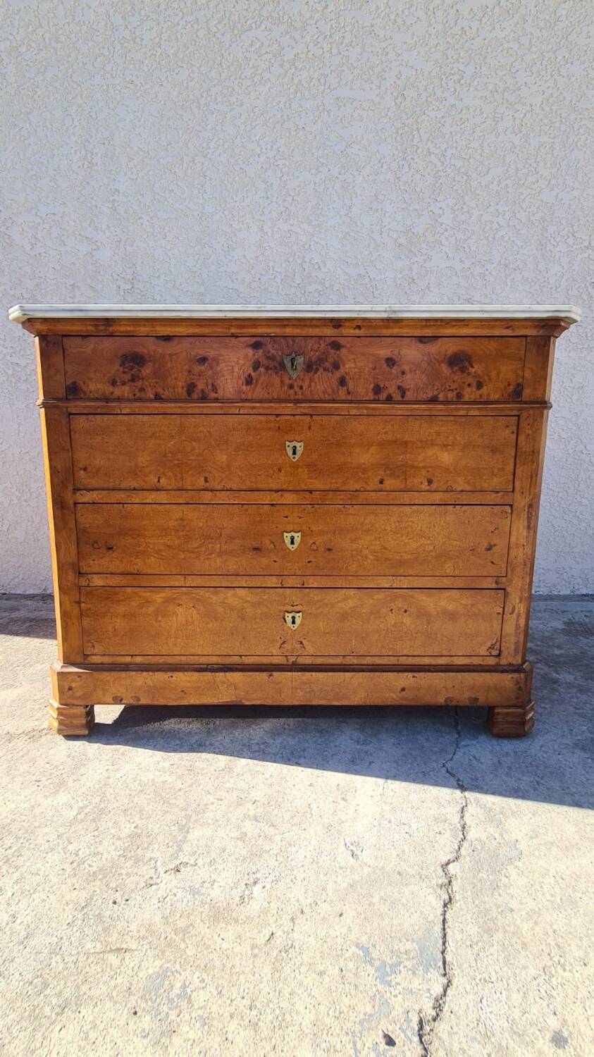 Commode style Louis Philippe en bois et marbre blanc