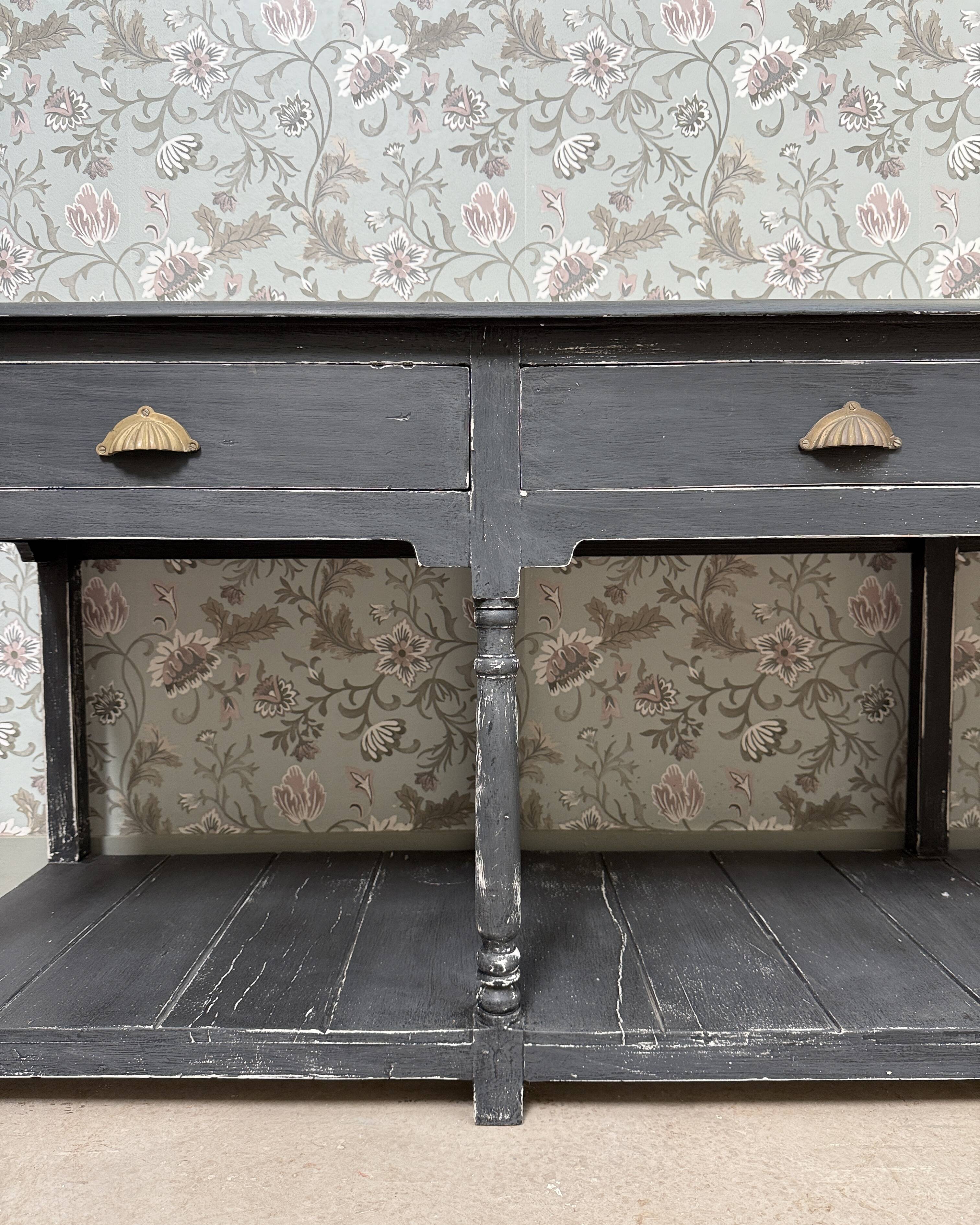 Large patinated draper's table (renovated)