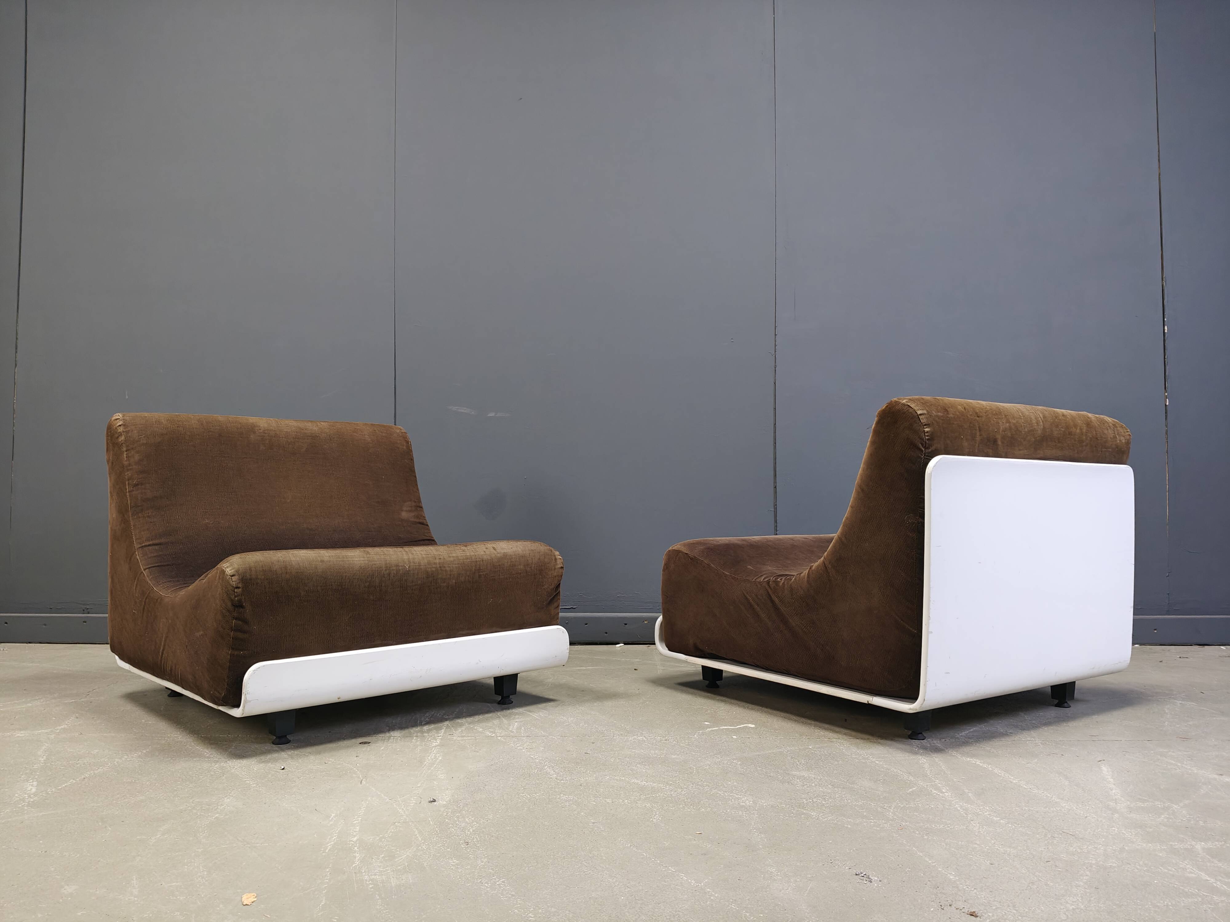 Space age Orbis lounge chairs by Luigi Colani for Cor, 1960s