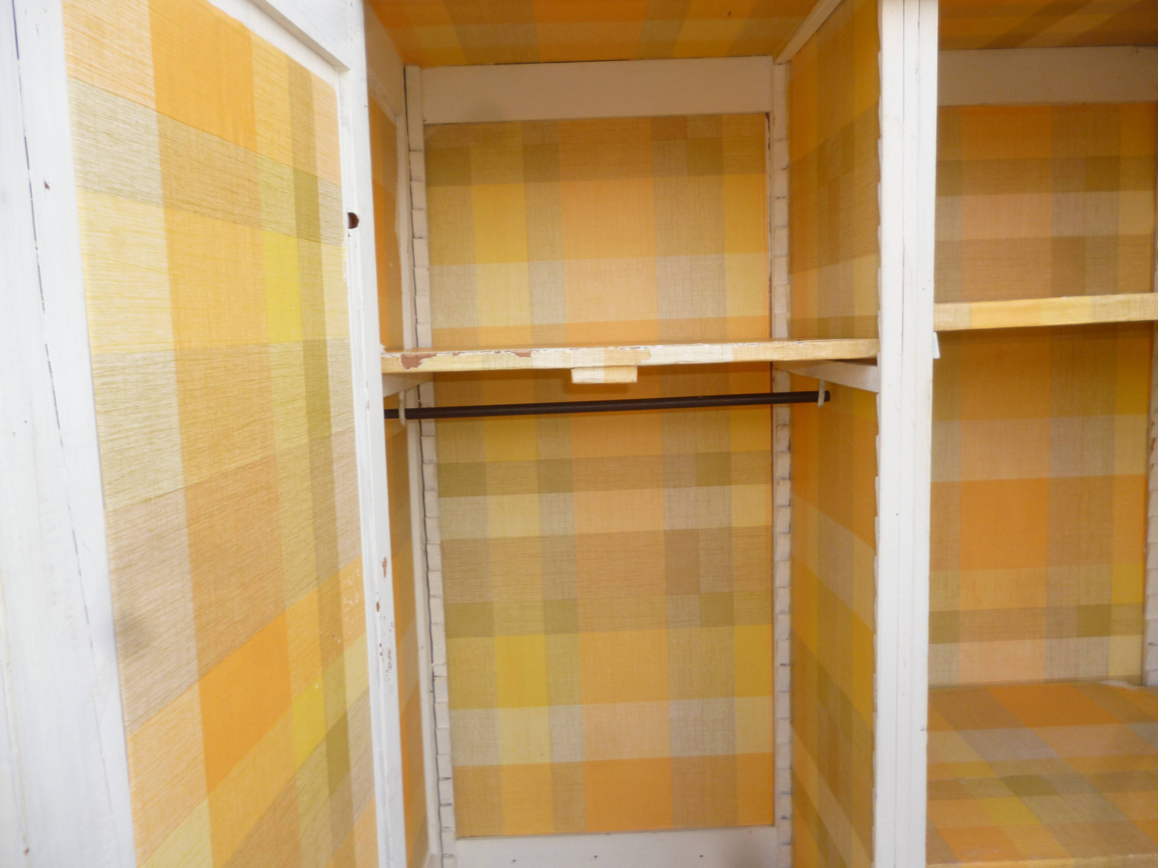 Vintage parissienne wardrobe