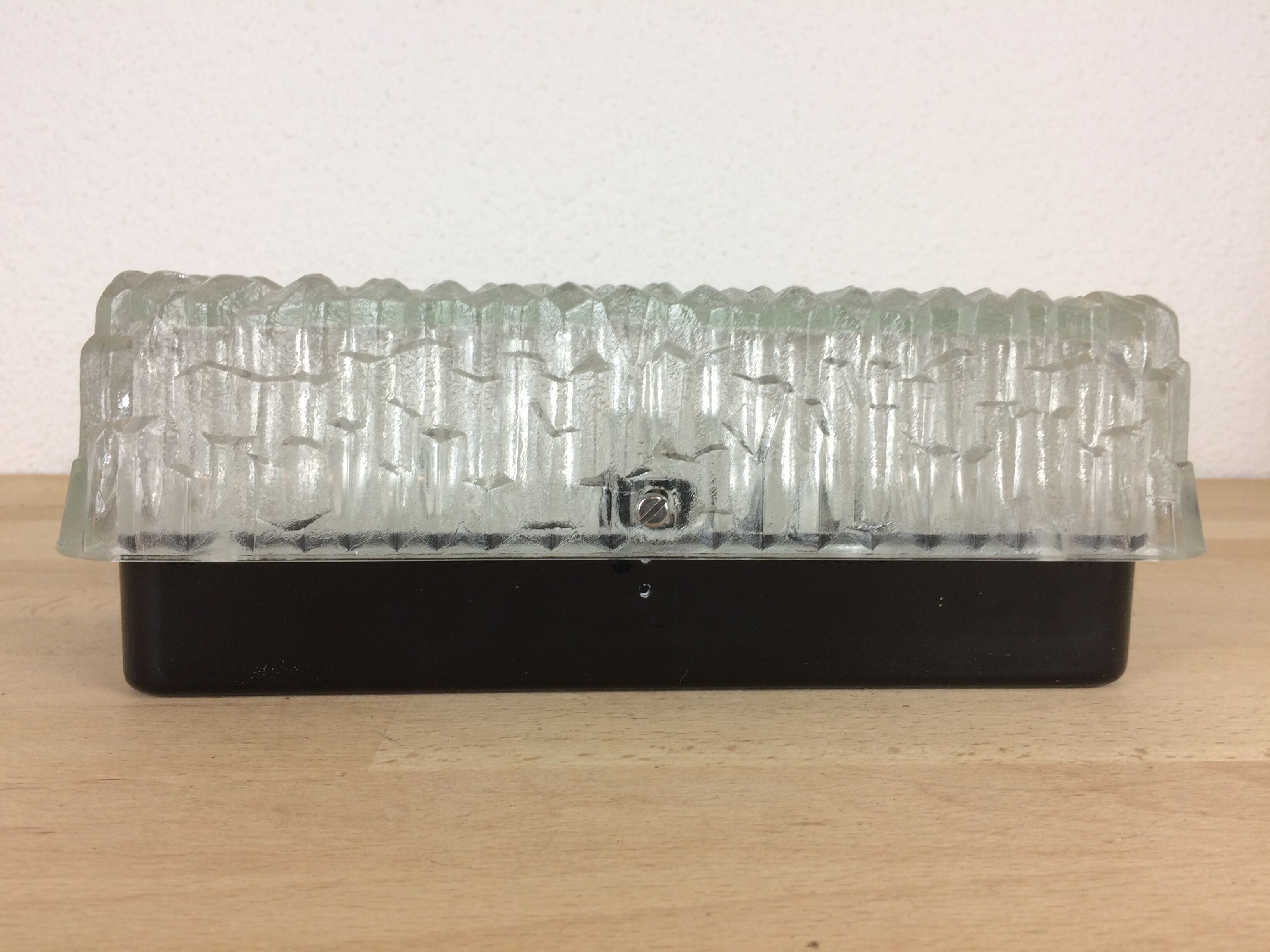 Square Holophane wall light in cut glass, 1960s.