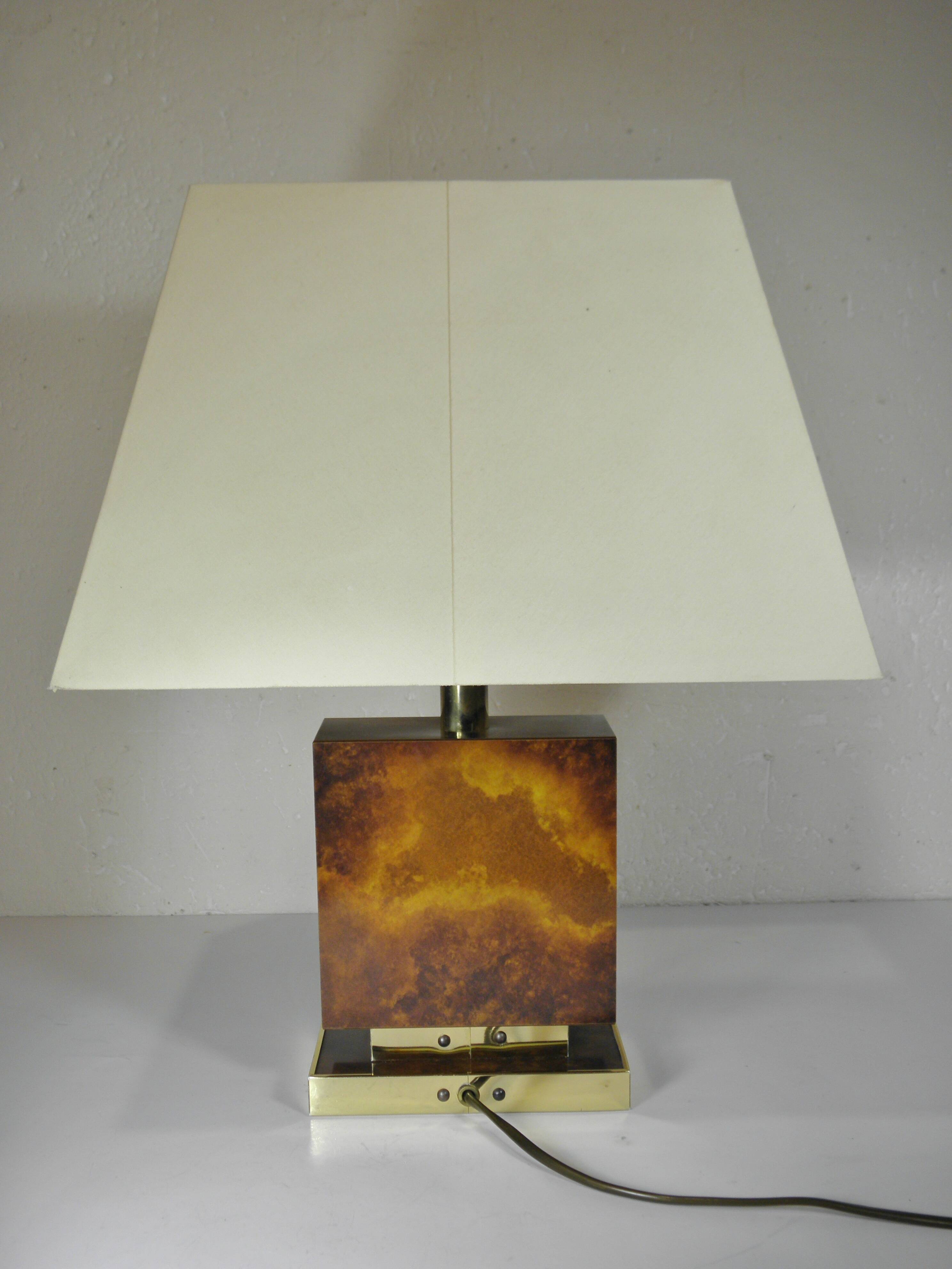 1970s TABLE LAMP