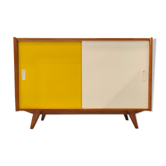 Buffet U 452 Yellow by Jiri Jiroutek for Interier Praha 1960
