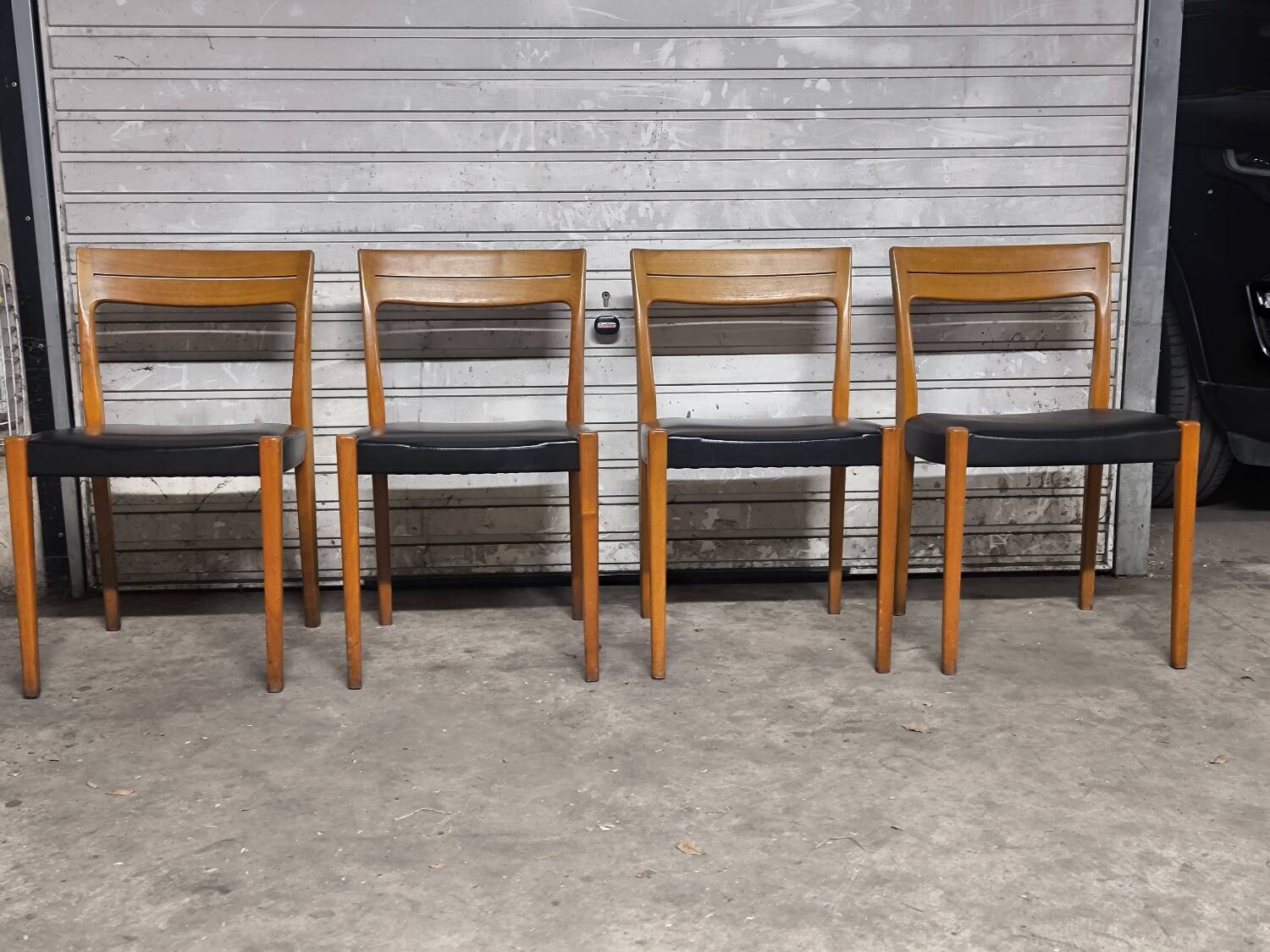 4 vintage Scandinavian teak chairs from the 1970s, Svegards Markaryd.