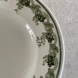 4 ironstone plates.