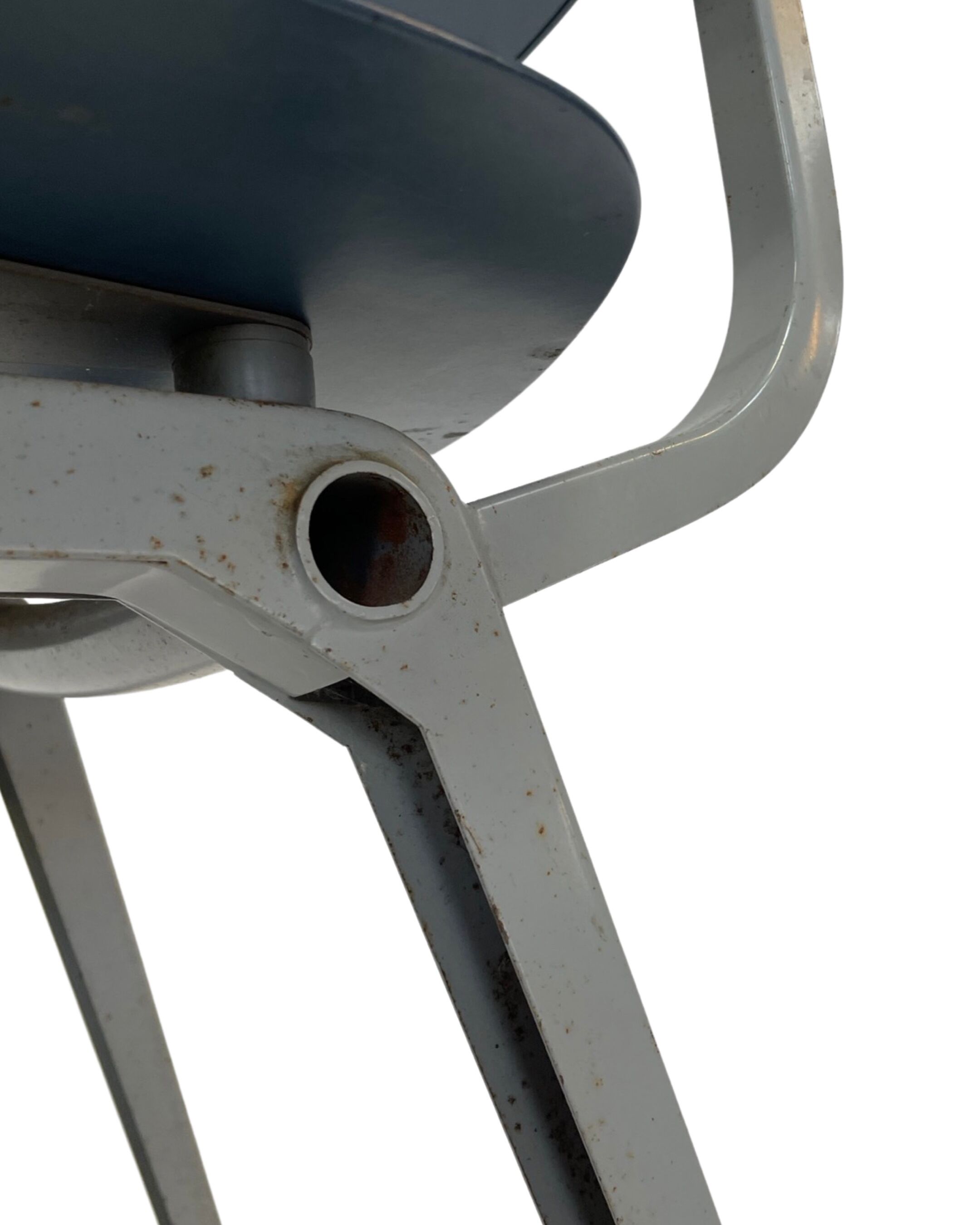 Vintage Friso Kramer Revolt chair for Ahrend de Cirkel 1960