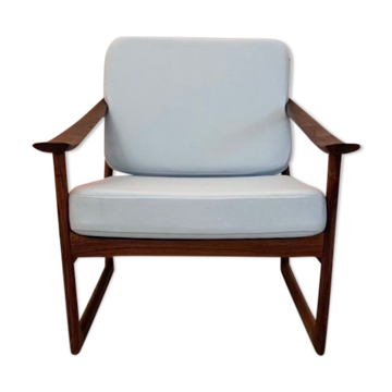 lounge. chair by Hvidt & mølgaard