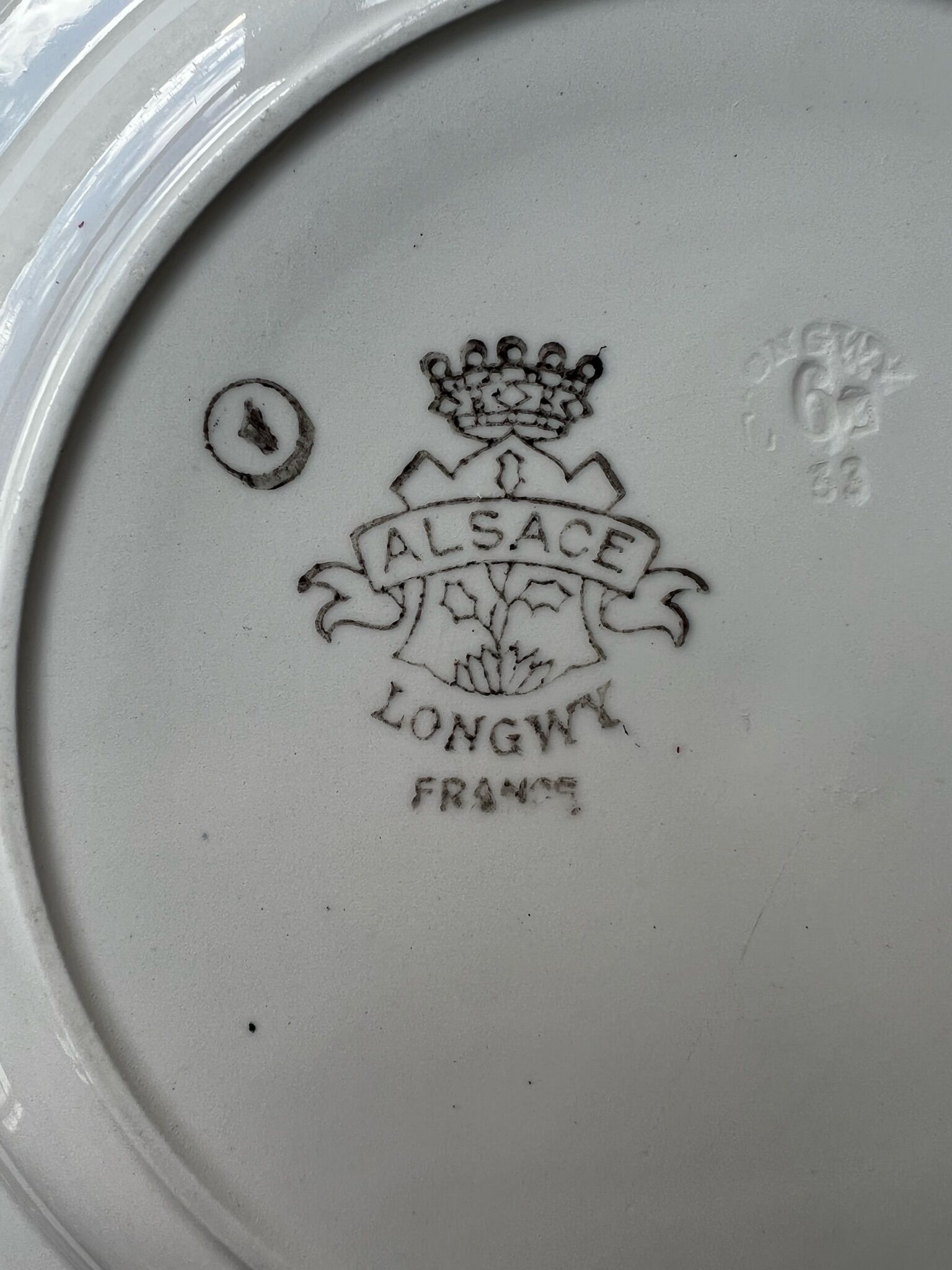 4 plates Longwy France