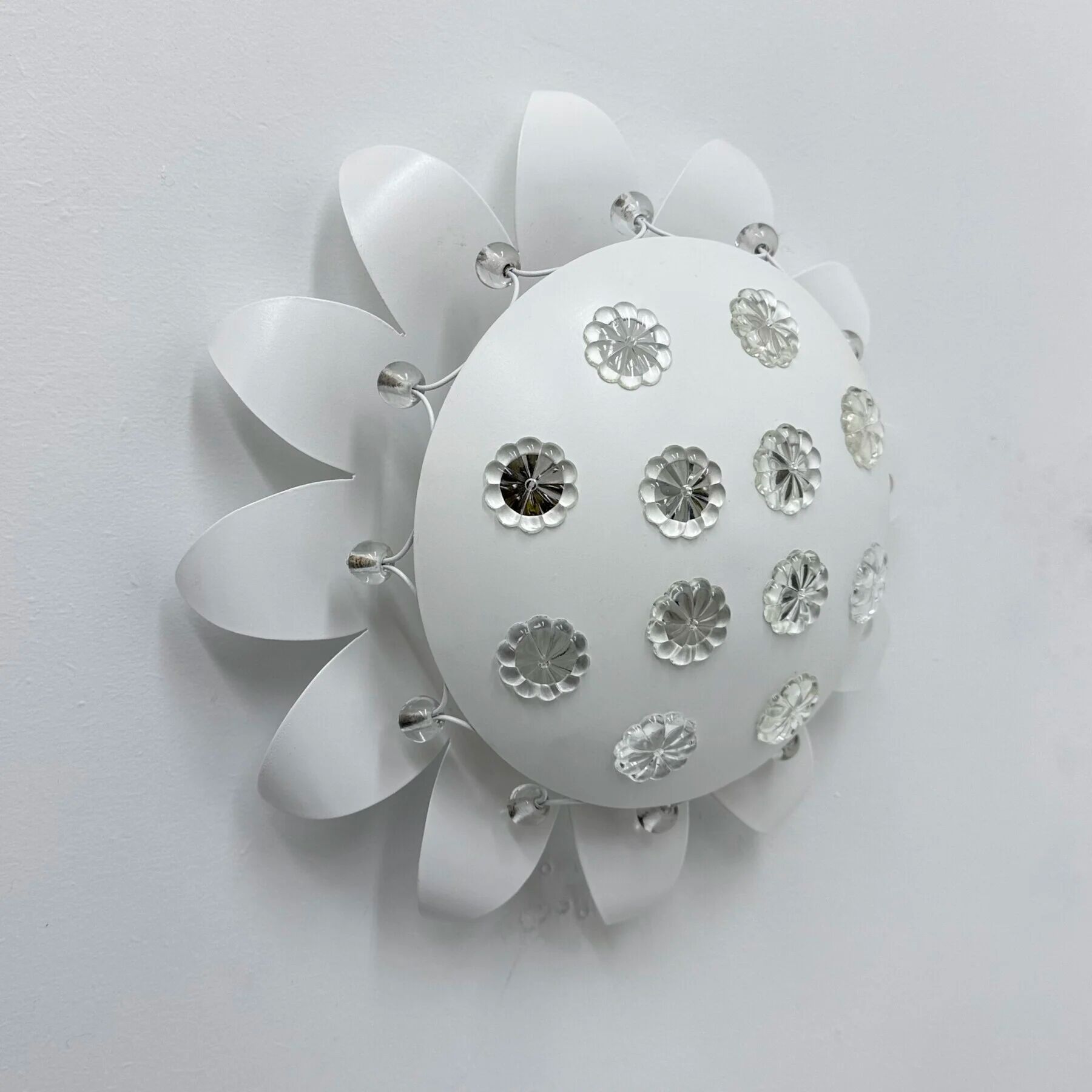 Emil Stejnar wall lamp with flower crystals, 1950s Vienna