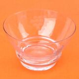 4 Champagne glasses from the 1930s with chiseled grape cluster decoration