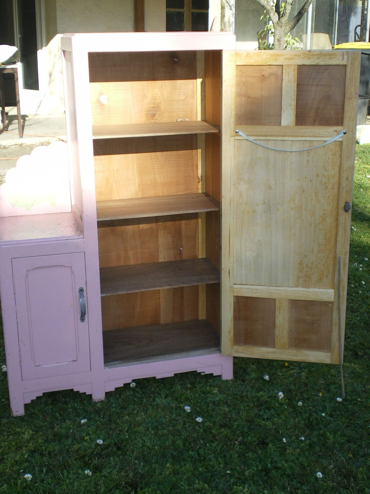Vintage Baby Room: Storage wardrobe (Bed + mattress in separate announcement)