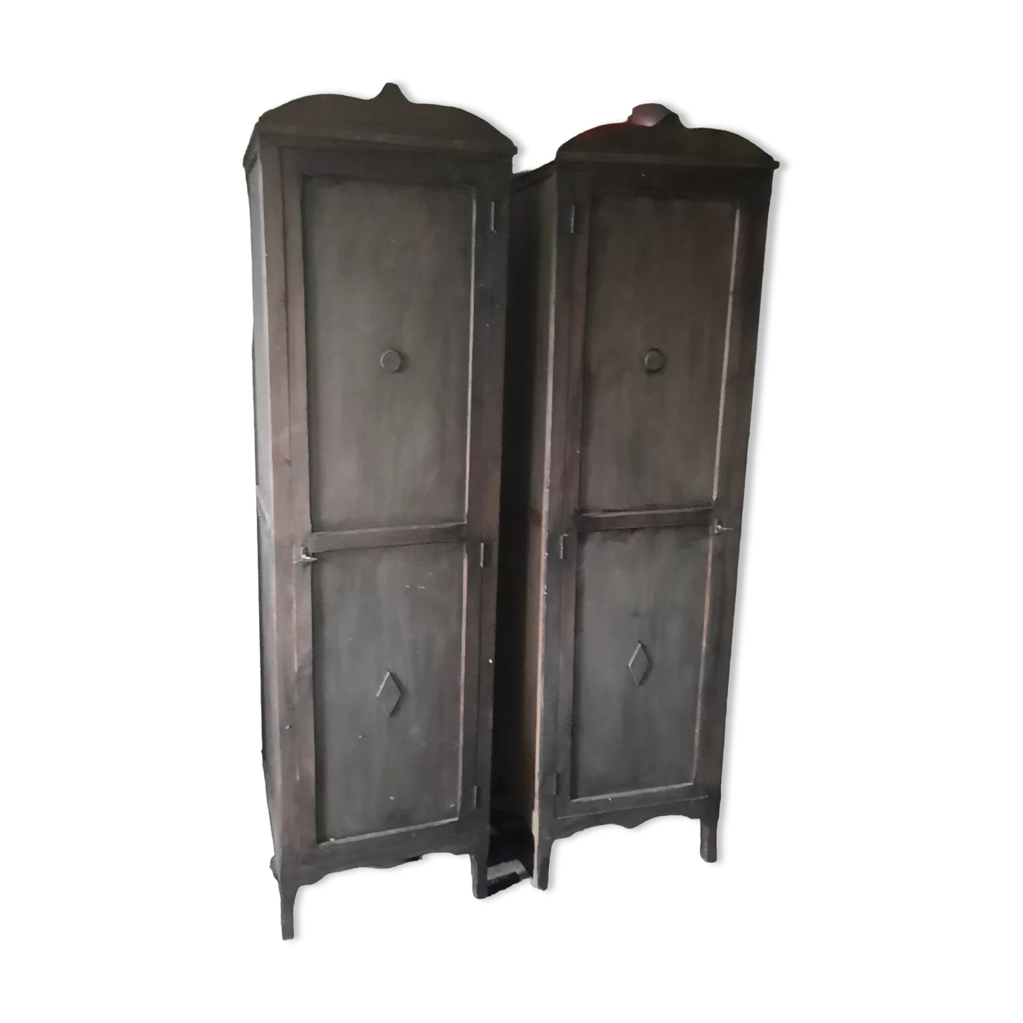 2 vintage cabinets 1 door