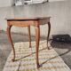 Table ou écritoire style Louis XV noyer éclairci