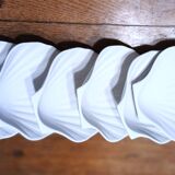 Set of 6 porcelain biscuit scallops