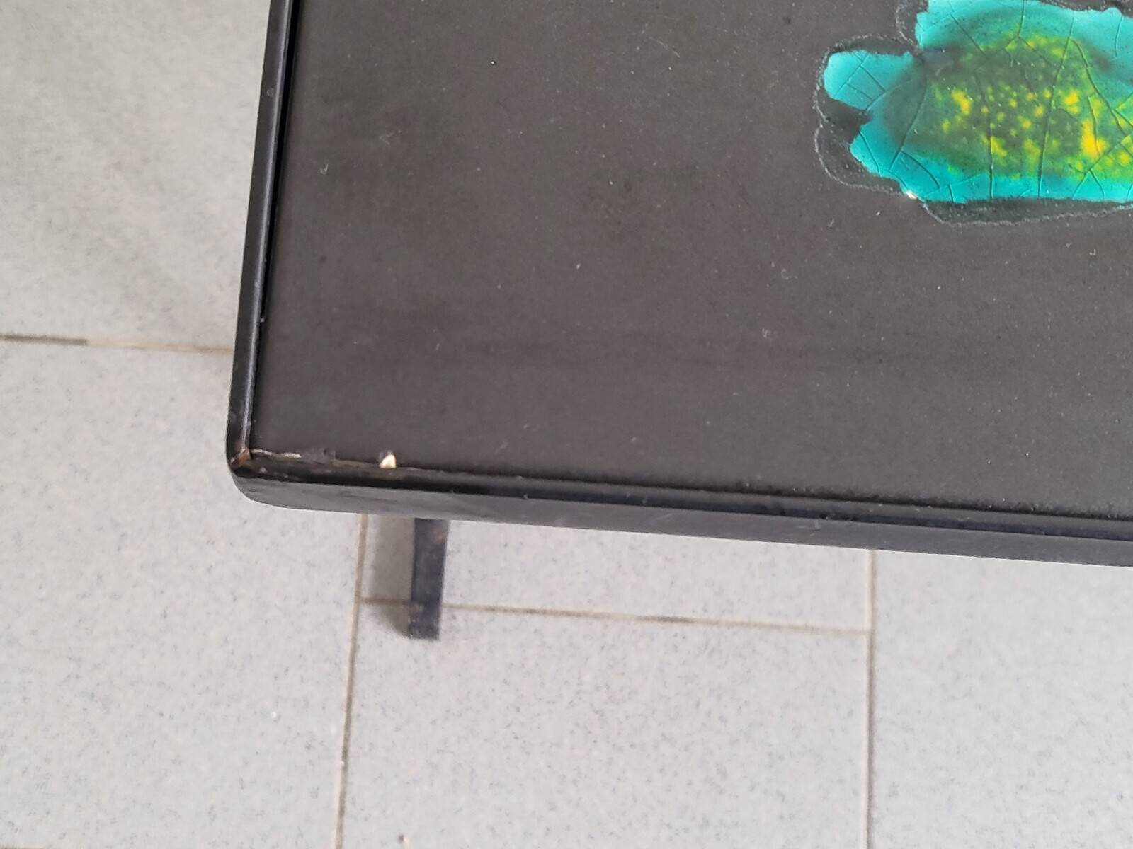 Vintage 1950 coffee table side table ceramic & metal hunting