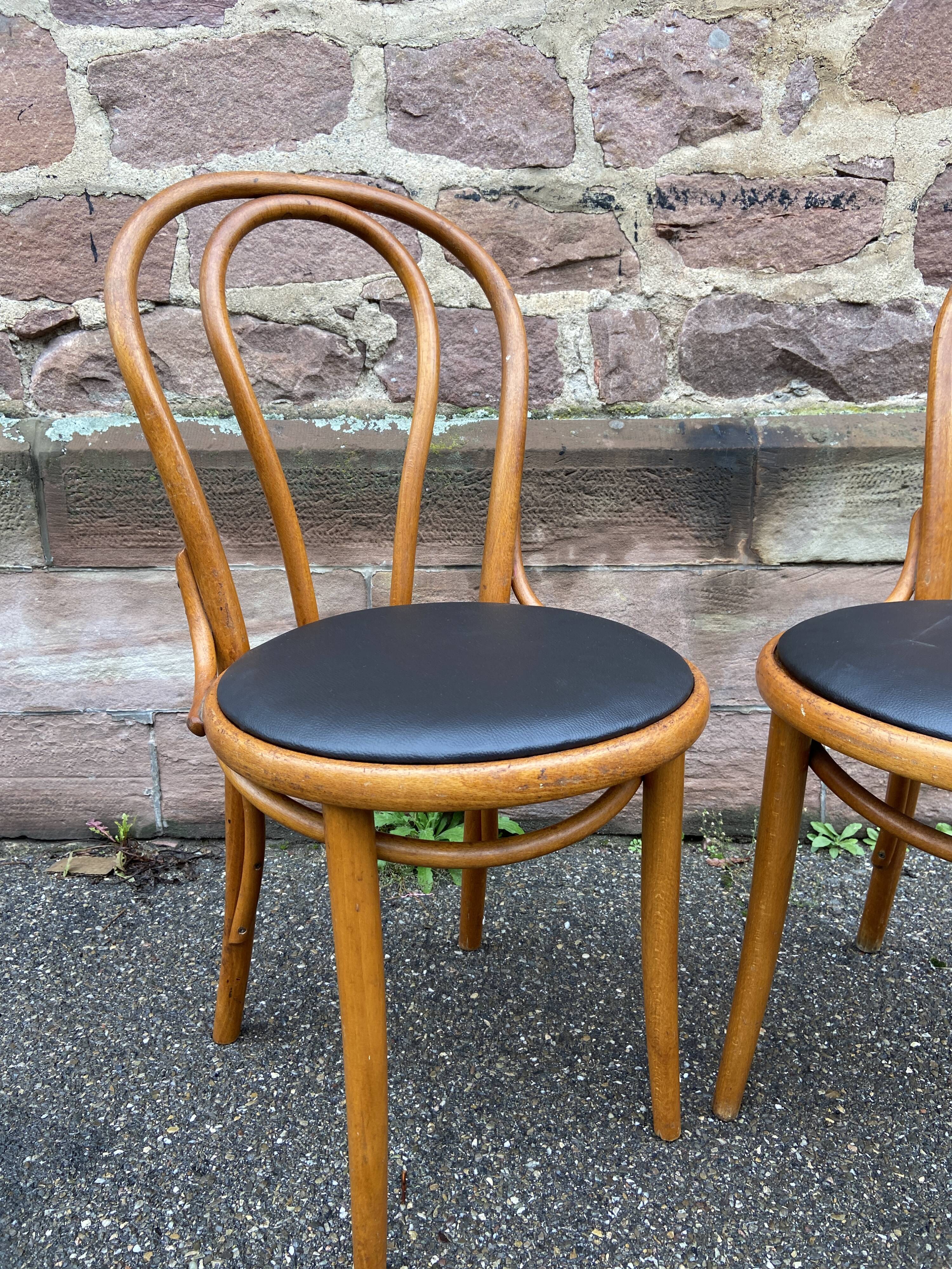 Set of 4 viennese curved wood chairs bistrot