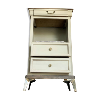 Meuble d'appoint gris kaki ancien relooké