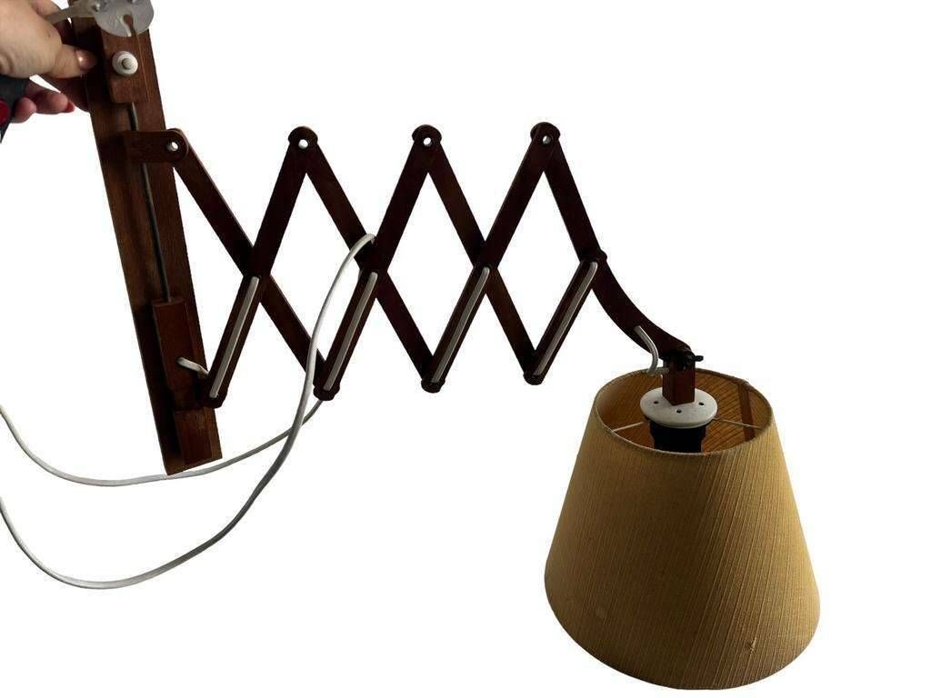 VINTAGE WOODEN WALL LAMP / SCISSOR LAMP WITH LAMPSHADE 'ARO LEUCHTEN'