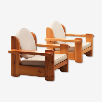 Pair of Italian armchairs 1970