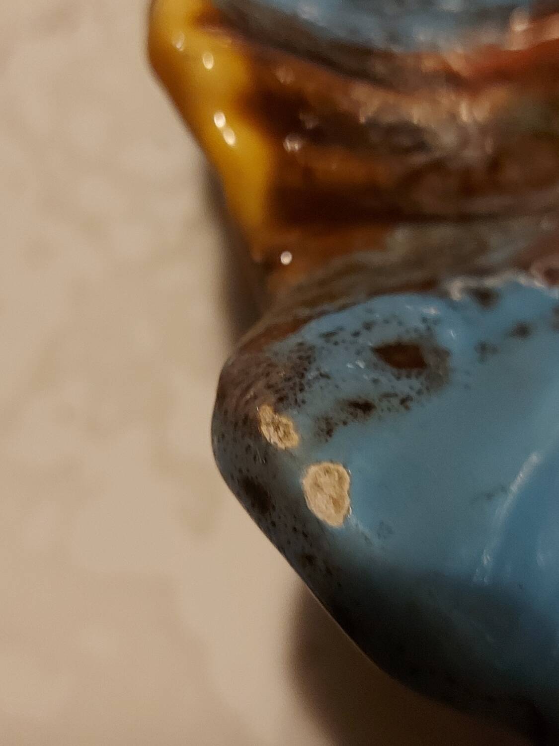 Vallauris scallop basket