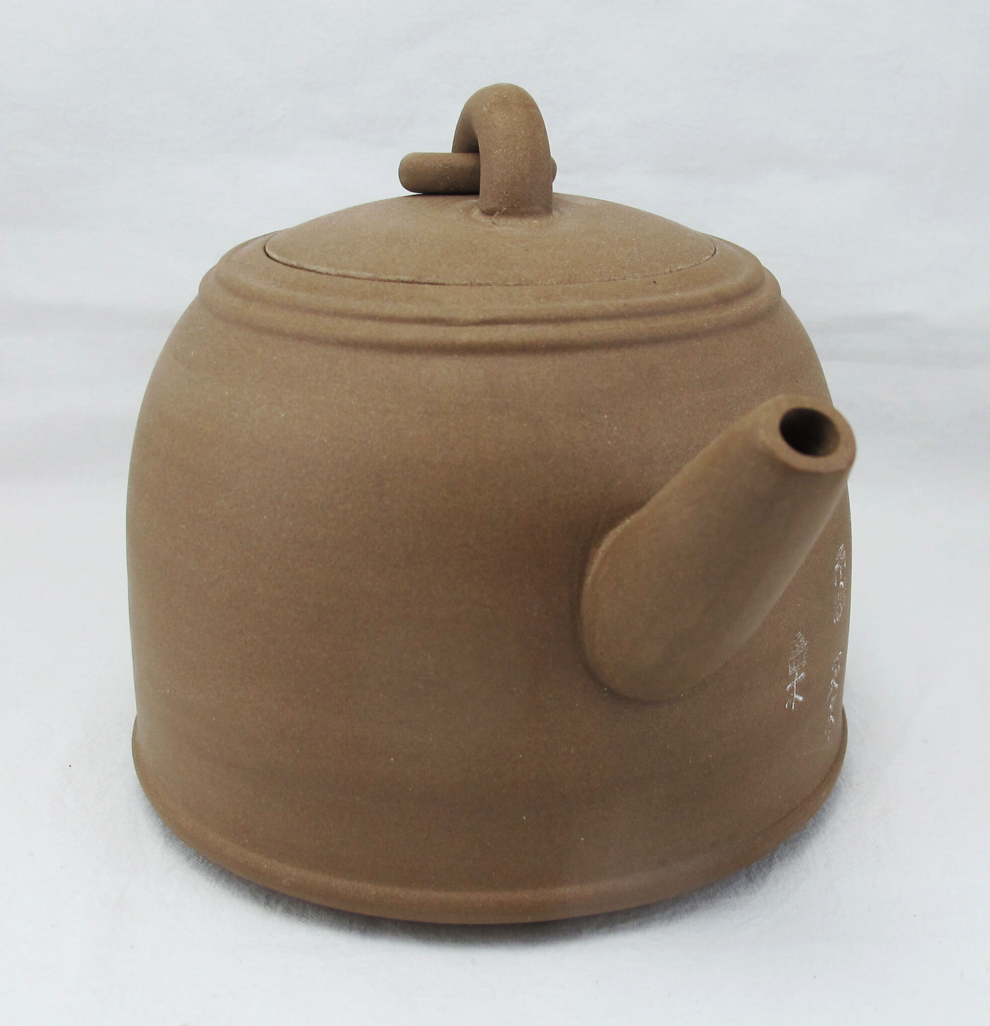 Beautiful terracotta teapot YI Xing Chinese China