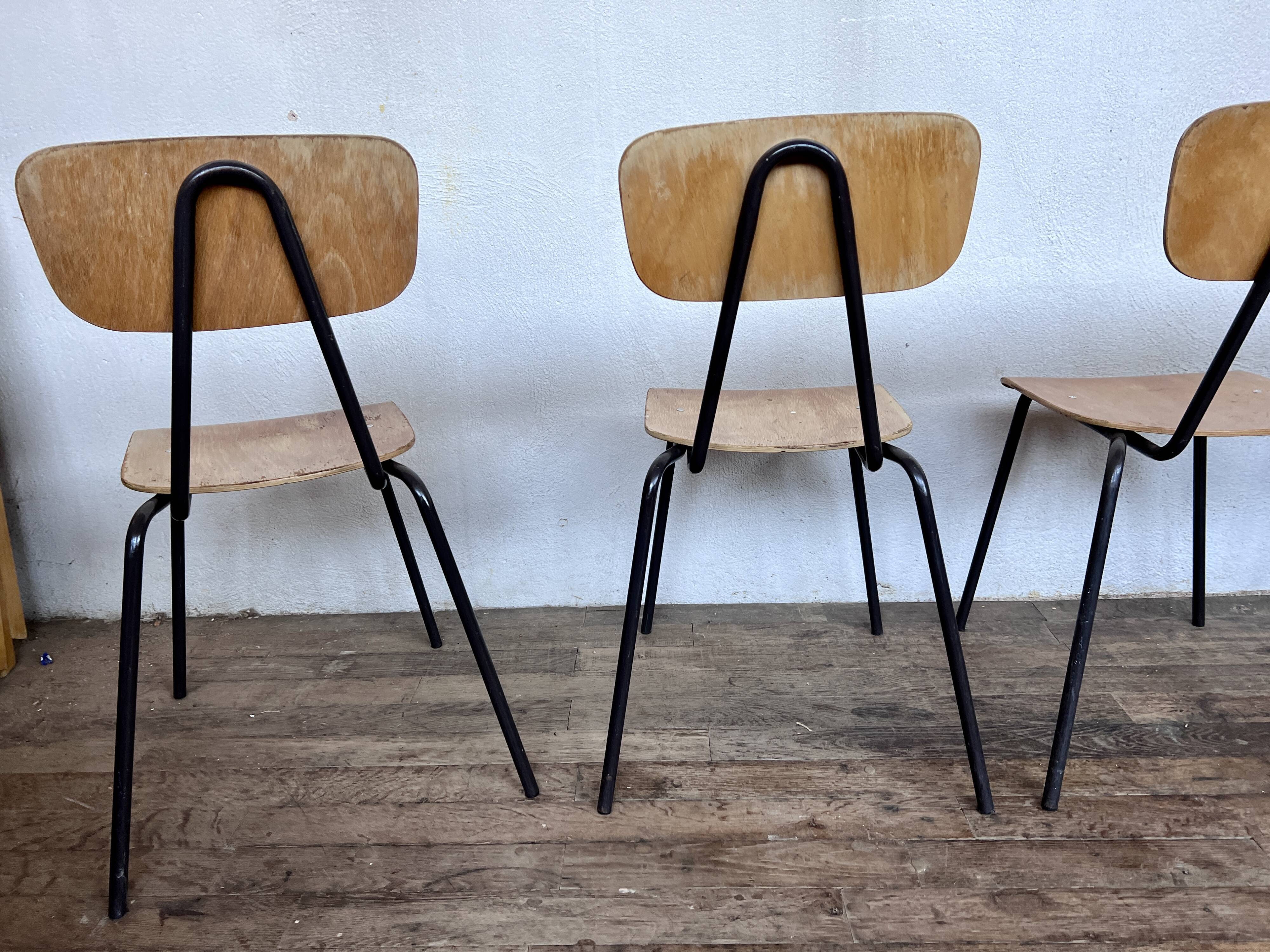 Series of 6 vintage chairs