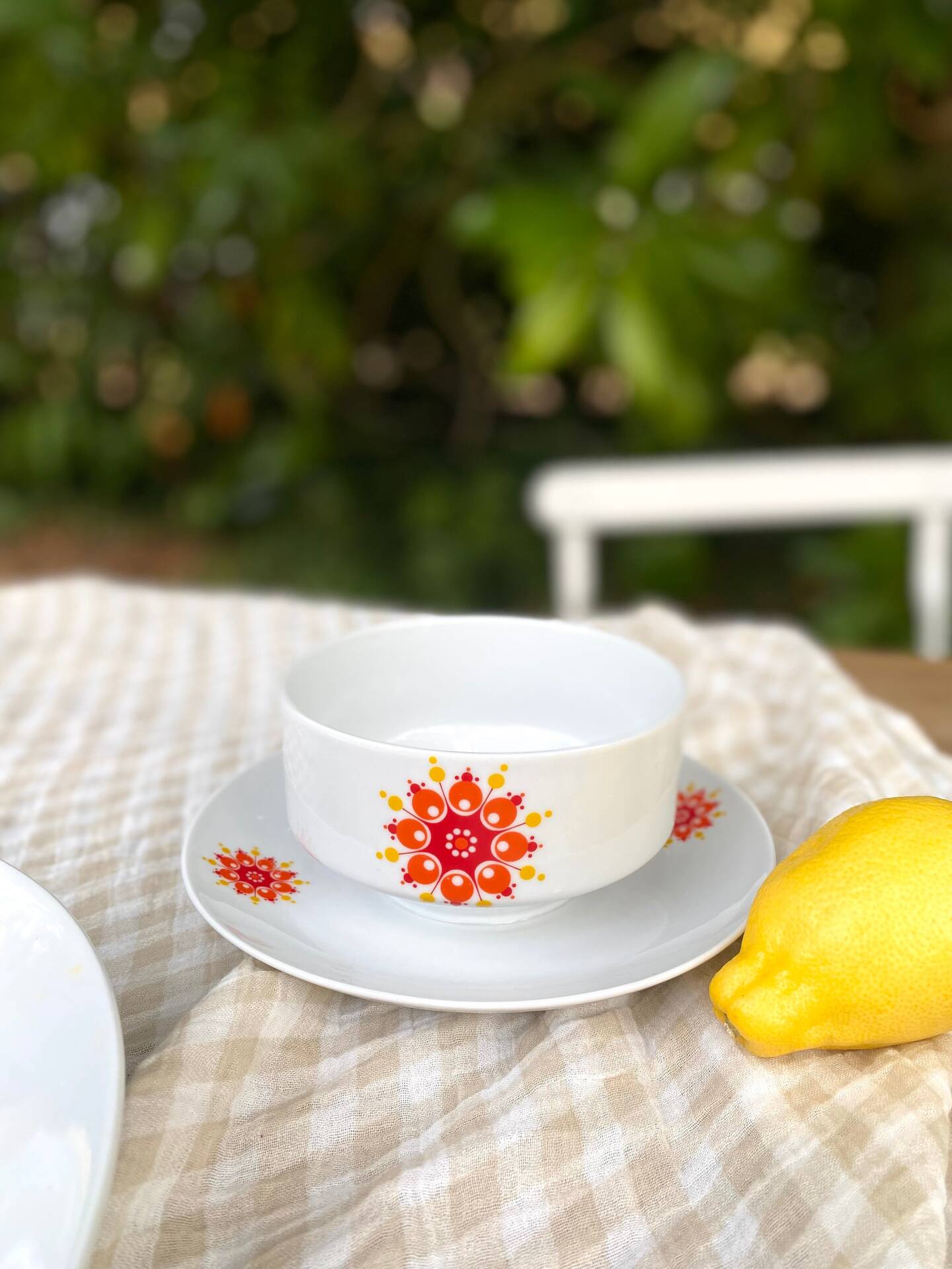 Hollow round plate duo and gravy boat in Winterling porcelain, 1970.