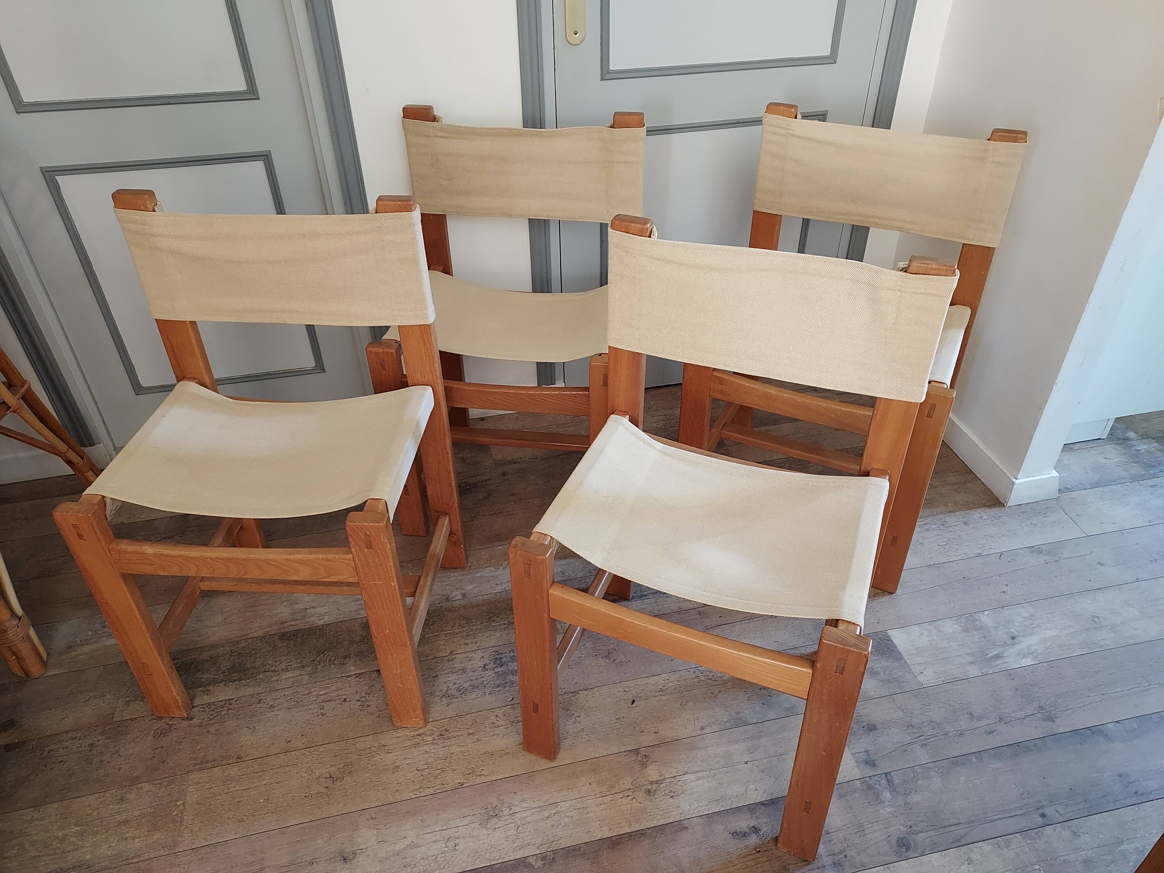 Lot 4 minimalist chairs