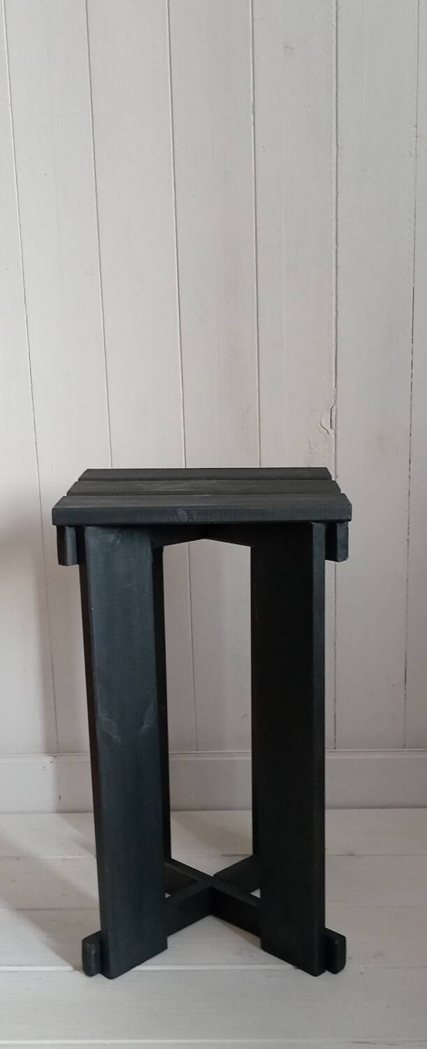 Stool / Plant stand