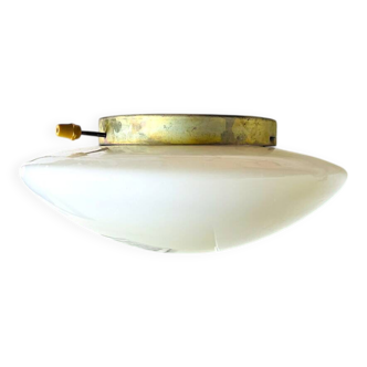 Minimalist white flush moount light