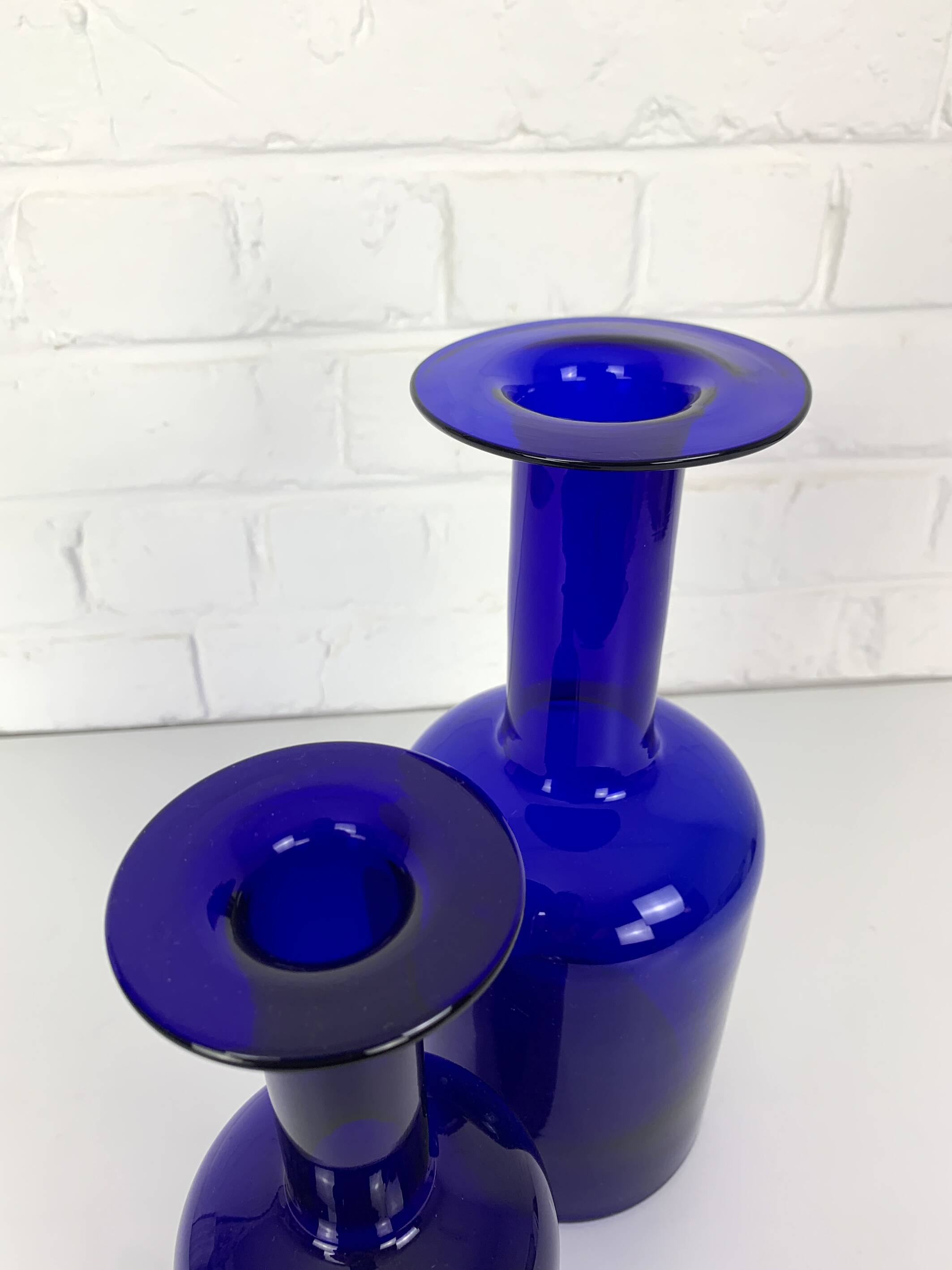 Pair of Danish Holmegaard Gulv vases design Otto Brauer in cobalt blue glass