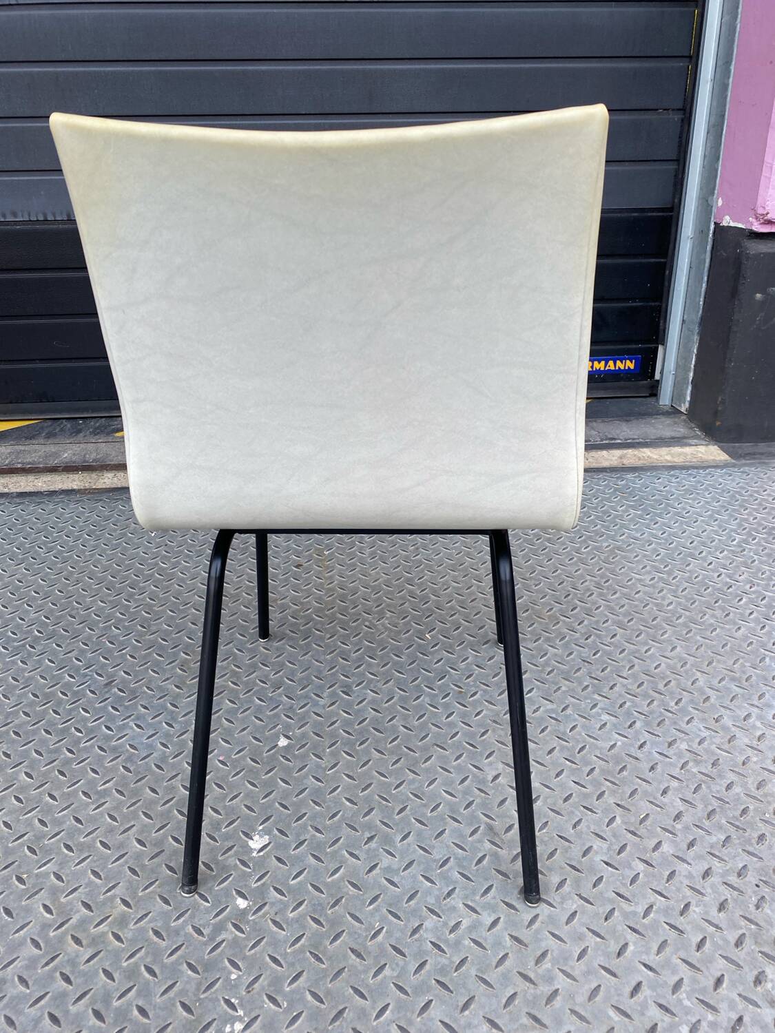 Office chair by Pierre Paulin for TV unit