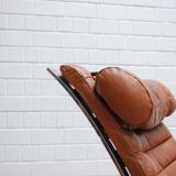 Fauteuil ARI  en cuir cognac par Arne Norell