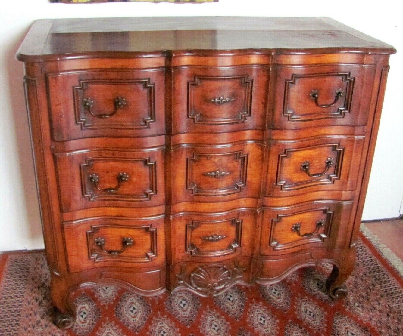 18th century crossbow chest of drawers - Louis XV period