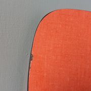Chaises en formica rouge orange et métal chromé