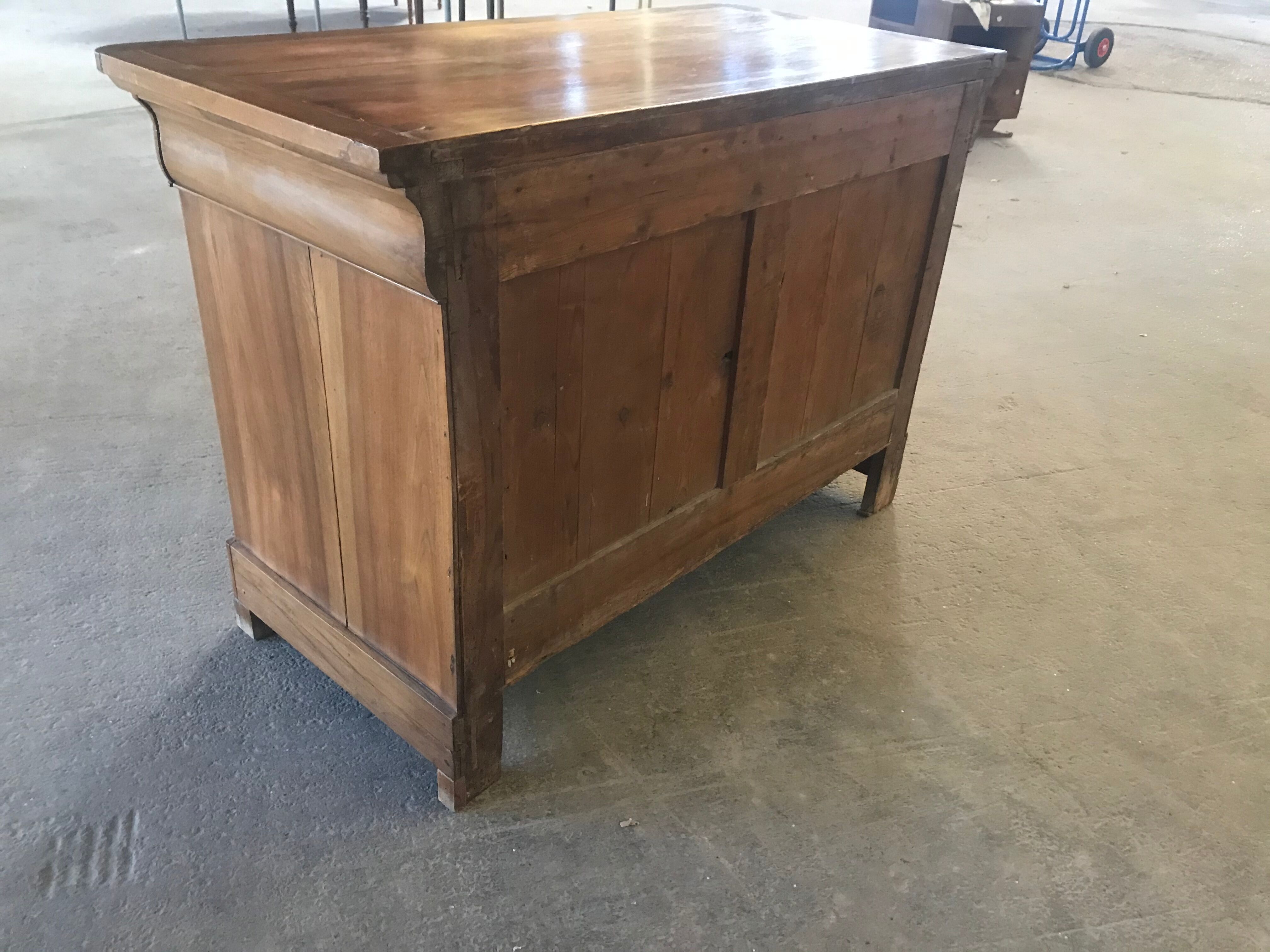 Louis Philippe period dresser in solid walnut