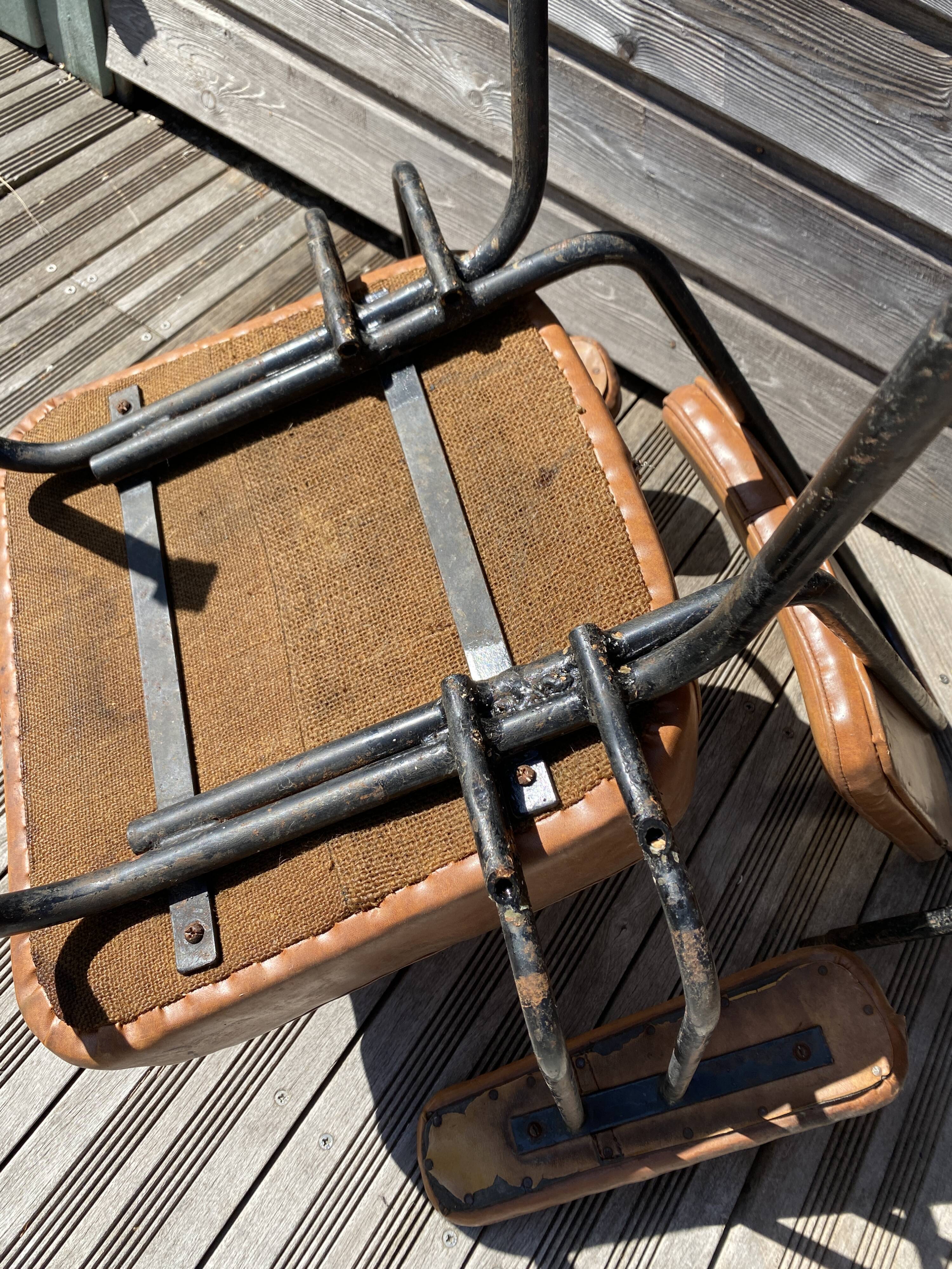 Lot of 4 chairs with armrests