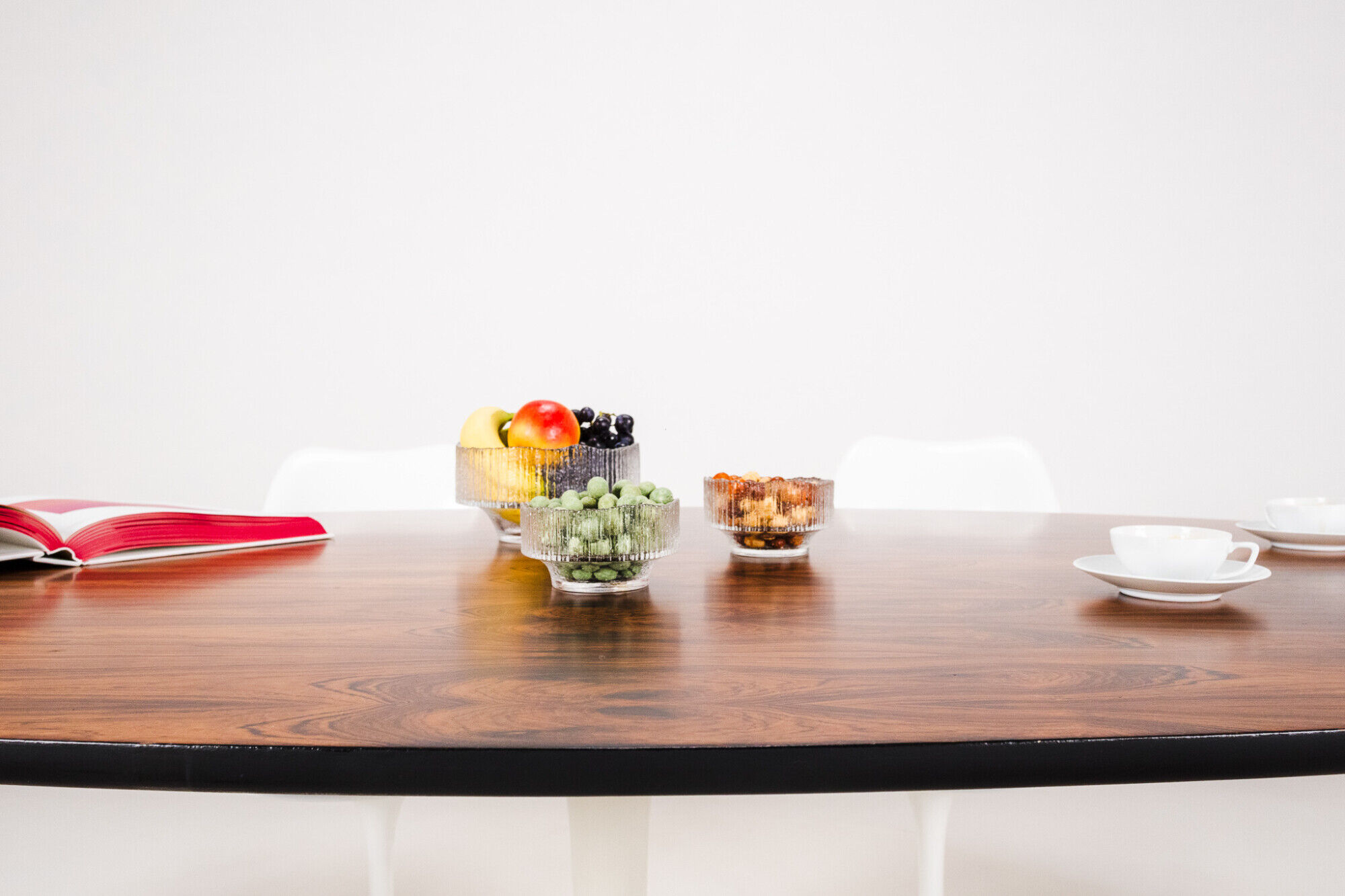 Oval dining table in rosewood by Maurice Burke for Arkana, England, 1960s