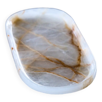 Oval top in white onyx