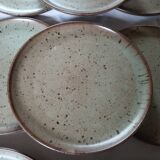 8 flat plates and 1 Vallauris dish