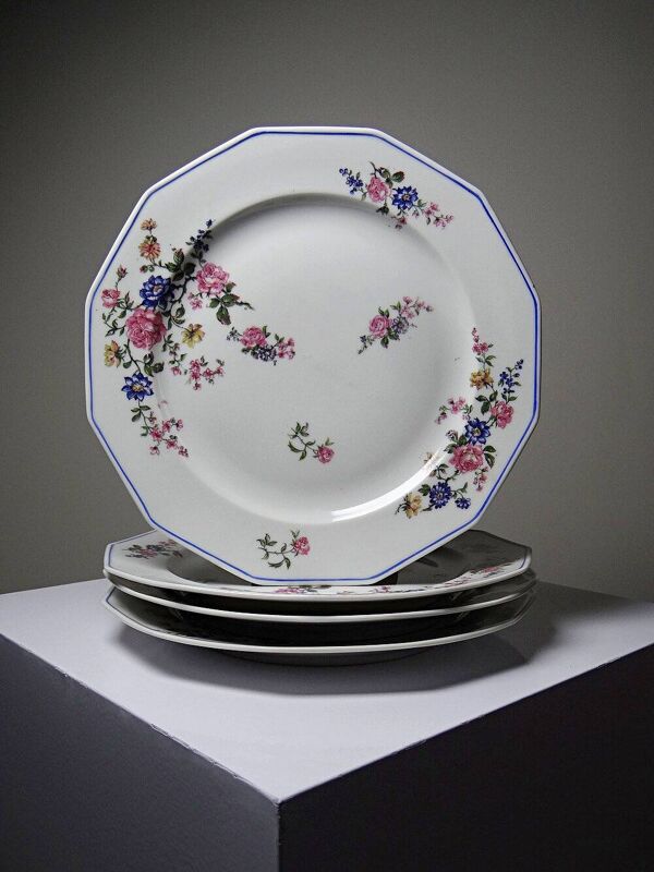 4 assiettes plates Bernardaud porcelaine de Limoges décor floral années 20-50