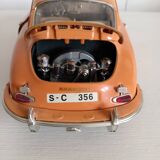Voiture miniature