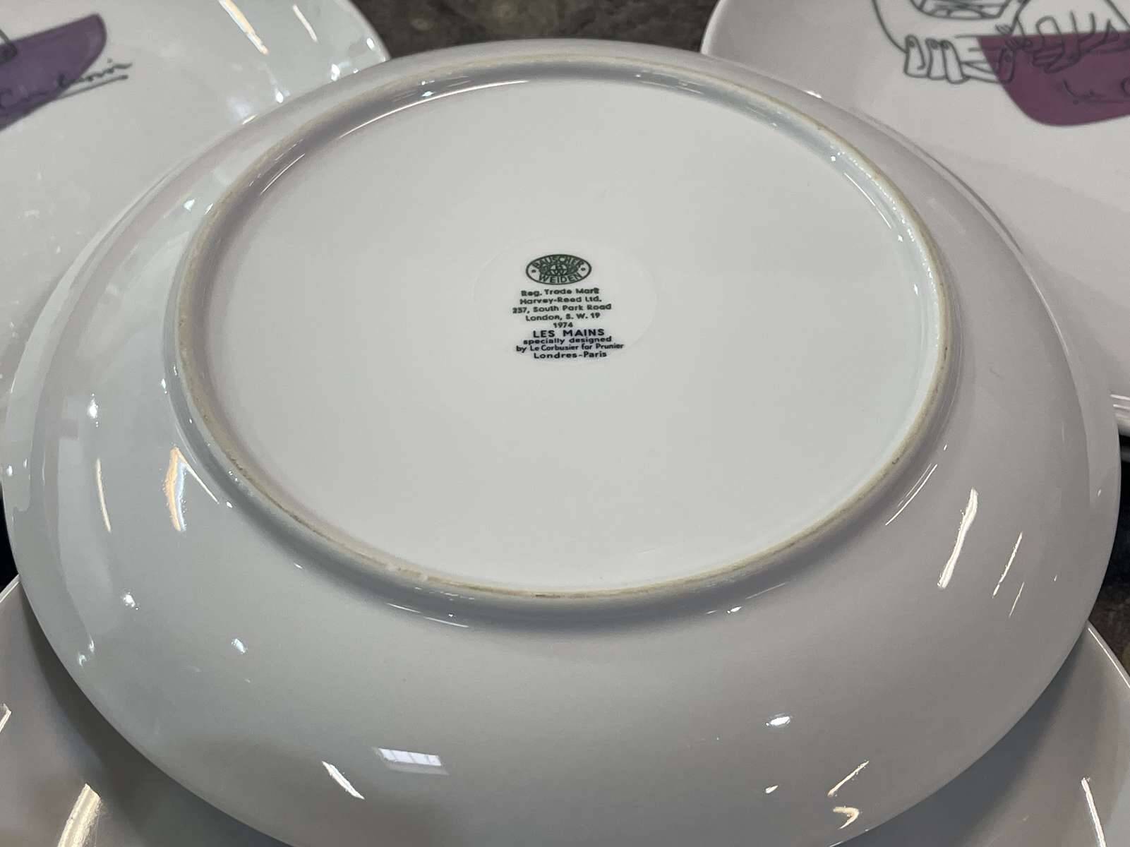 18-piece dinner service by Le Corbusier designed for Prunier restaurants