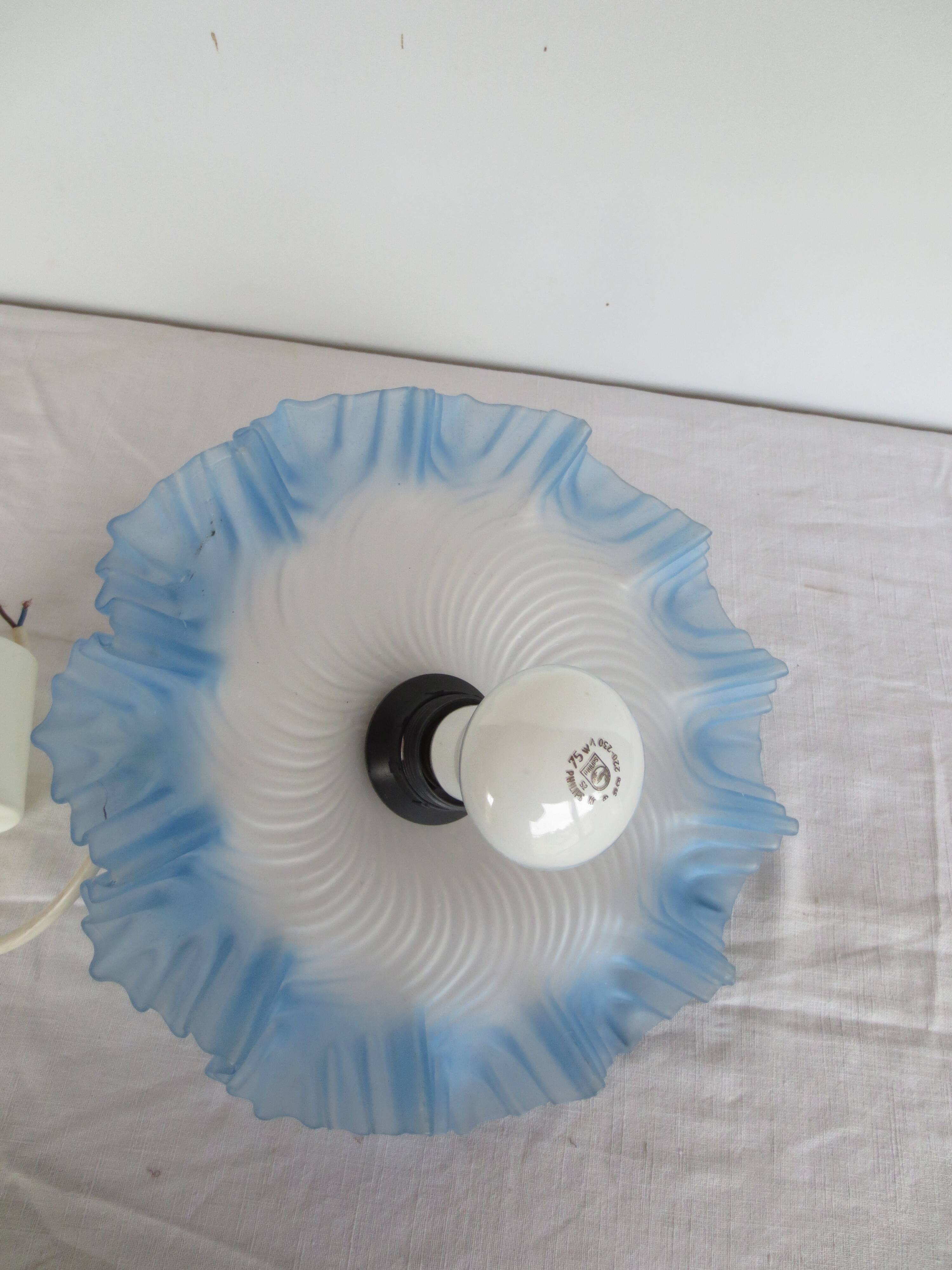 Suspension lampshade opaline blue edge